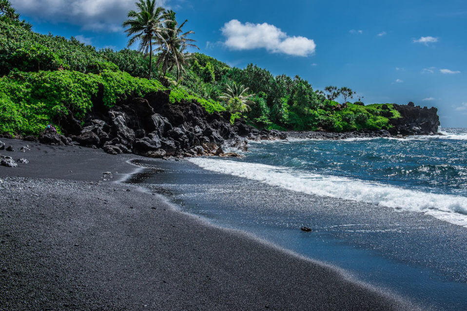 The Road to Hana. Waiʻānapanapa. And a shimmering beach.